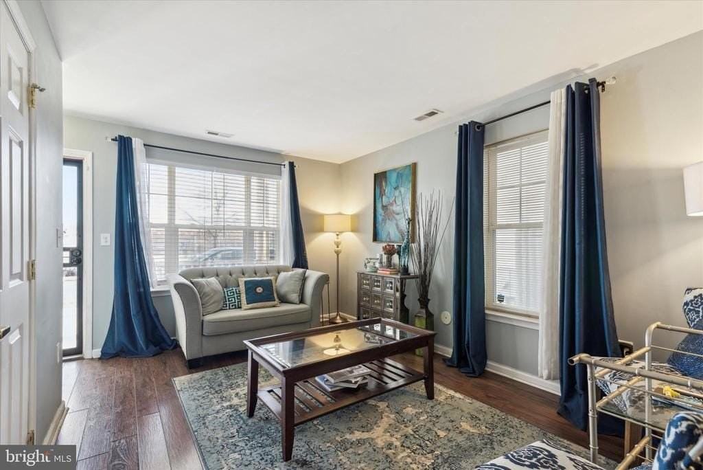 720 N Union St - Photo 3 of 14