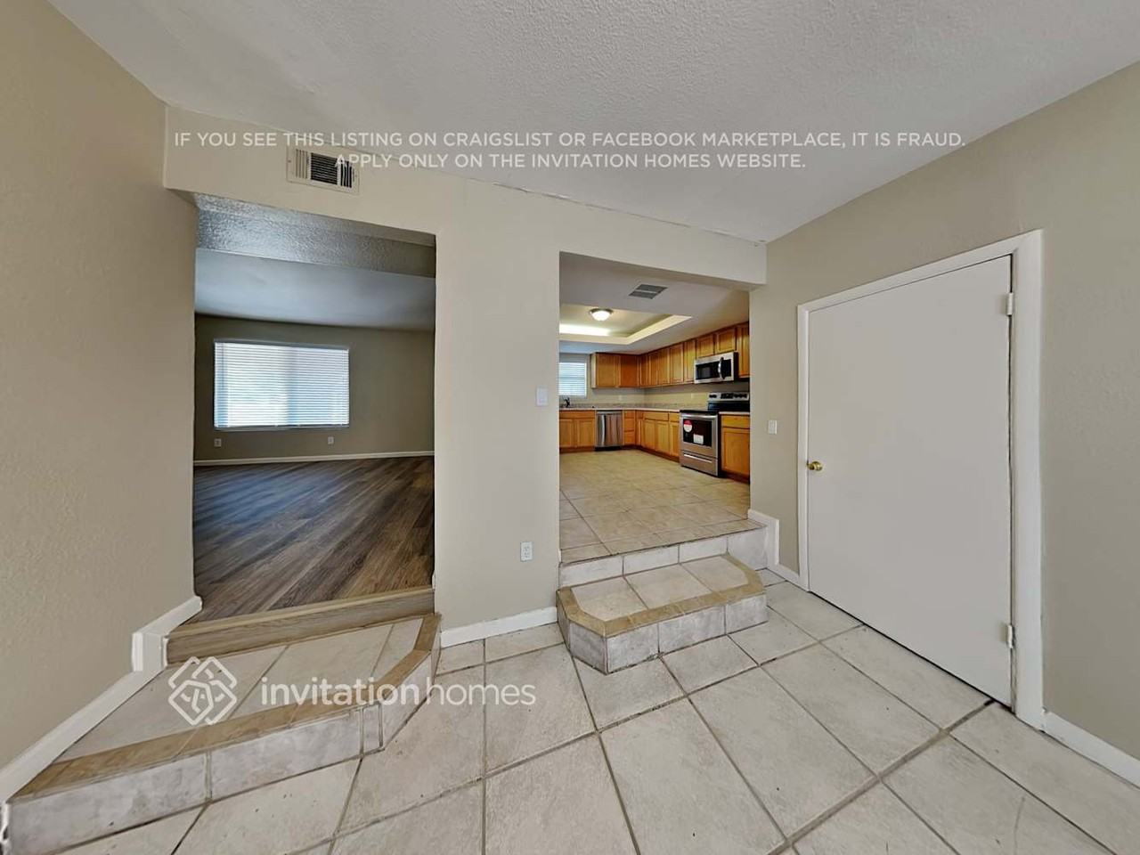 10444 W Devonshire Ave - Photo 6 of 17