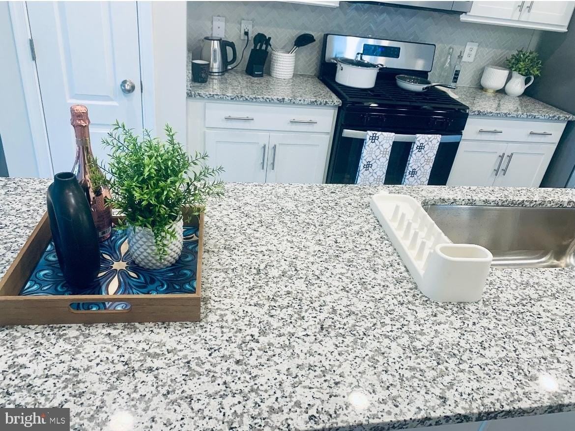 2729 Lanham Hill Cir - Photo 7 of 13