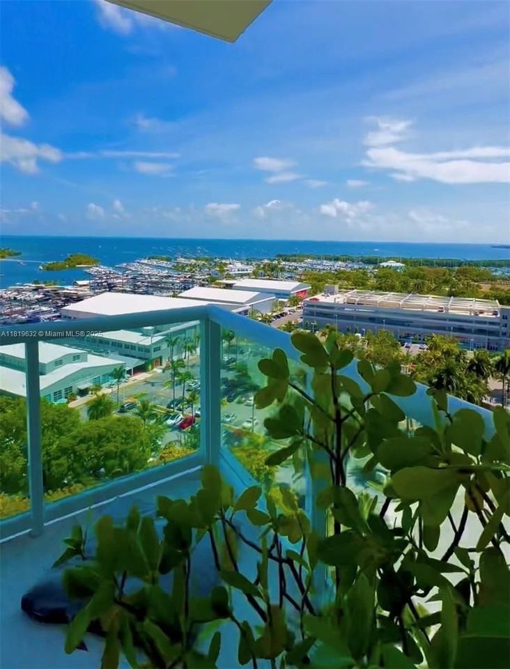 2645 S Bayshore Dr #1403 - Photo 3 of 29