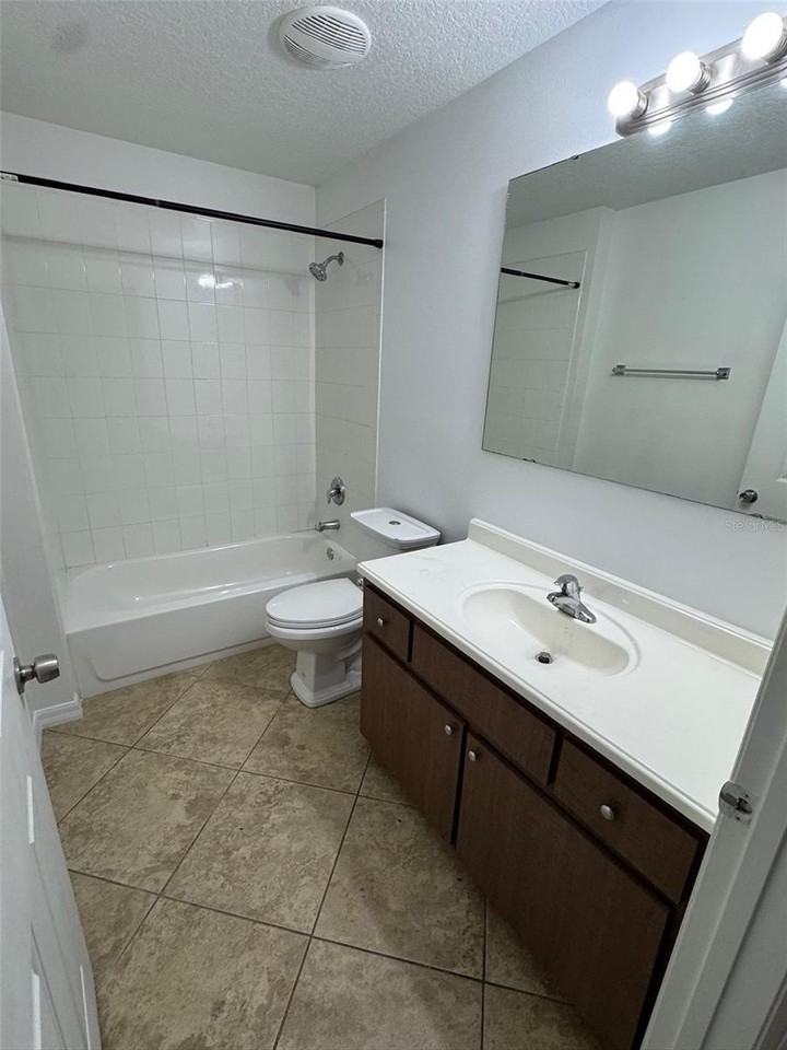 2963 Walnut Ct - Photo 7 of 15