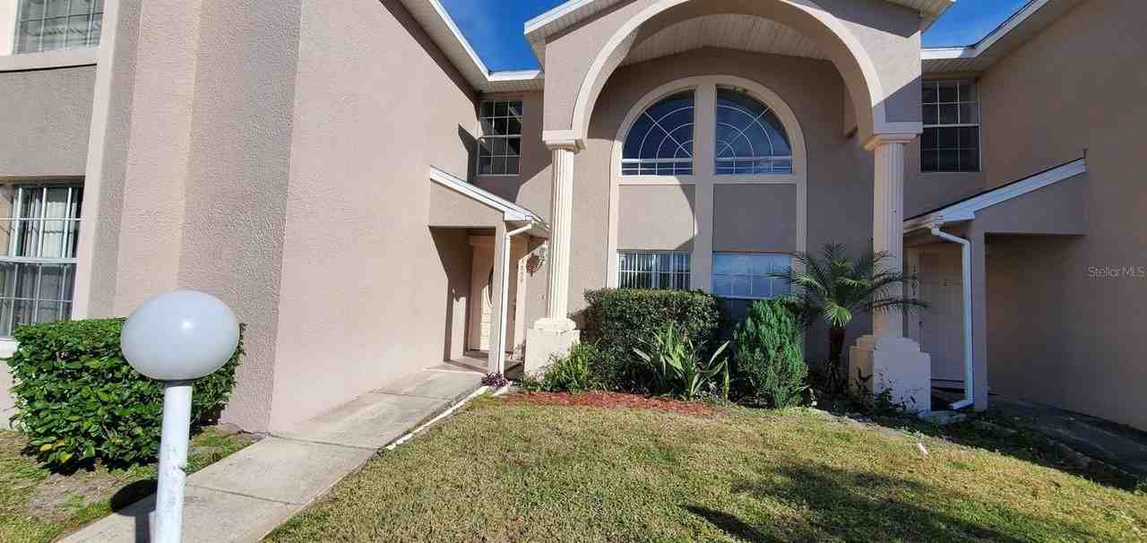 1659 Windsor Oak Court - Photo 2 of 21