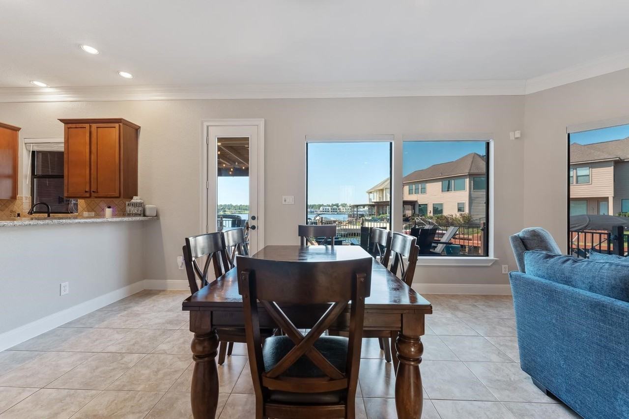 335 Old Aqua Lndg E - Photo 3 of 22