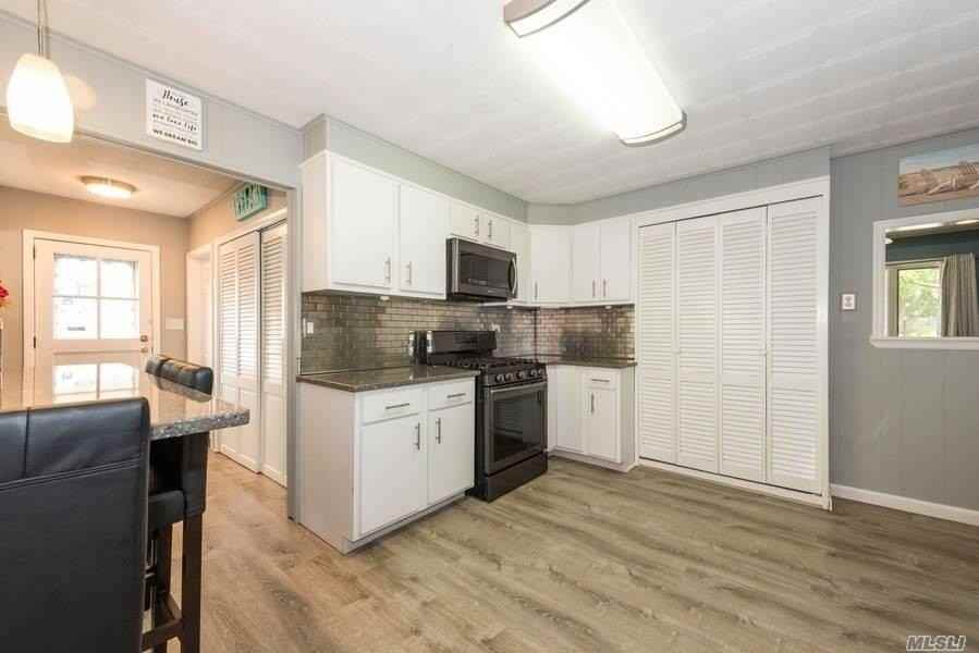 341 Pin Oak Ln - Photo 5 of 19