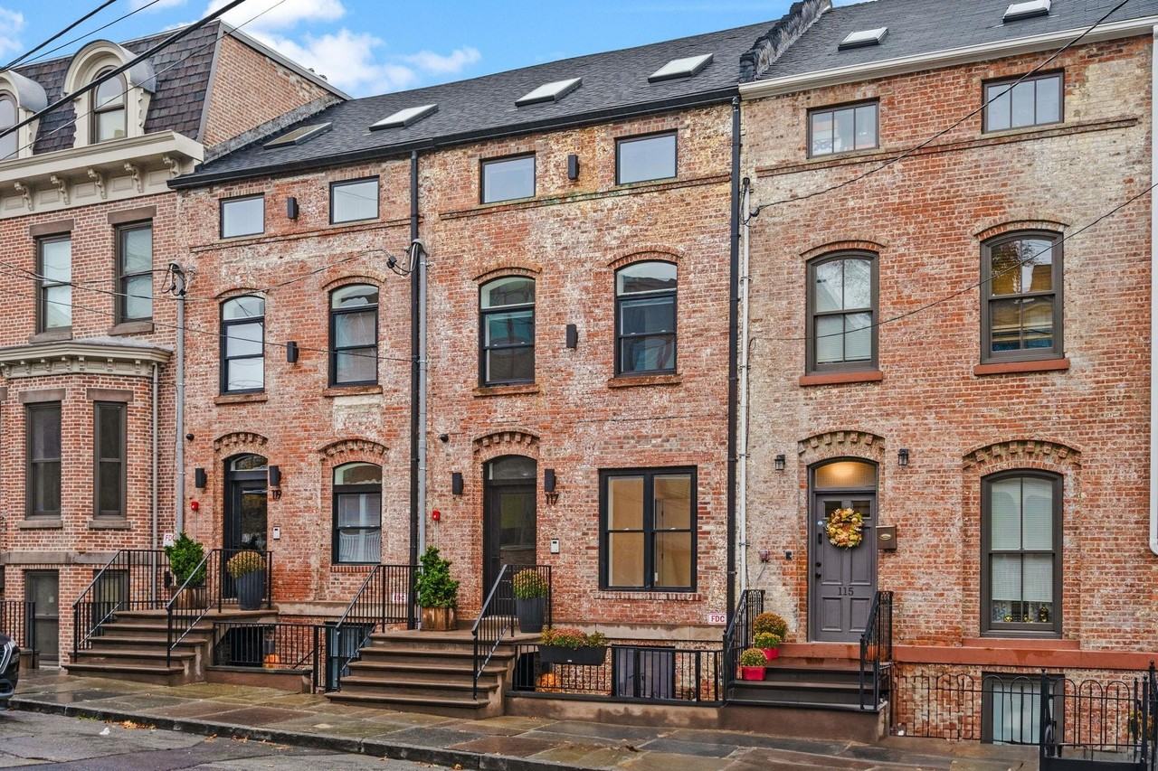 119 Lander St #1 - Photo 4 of 48