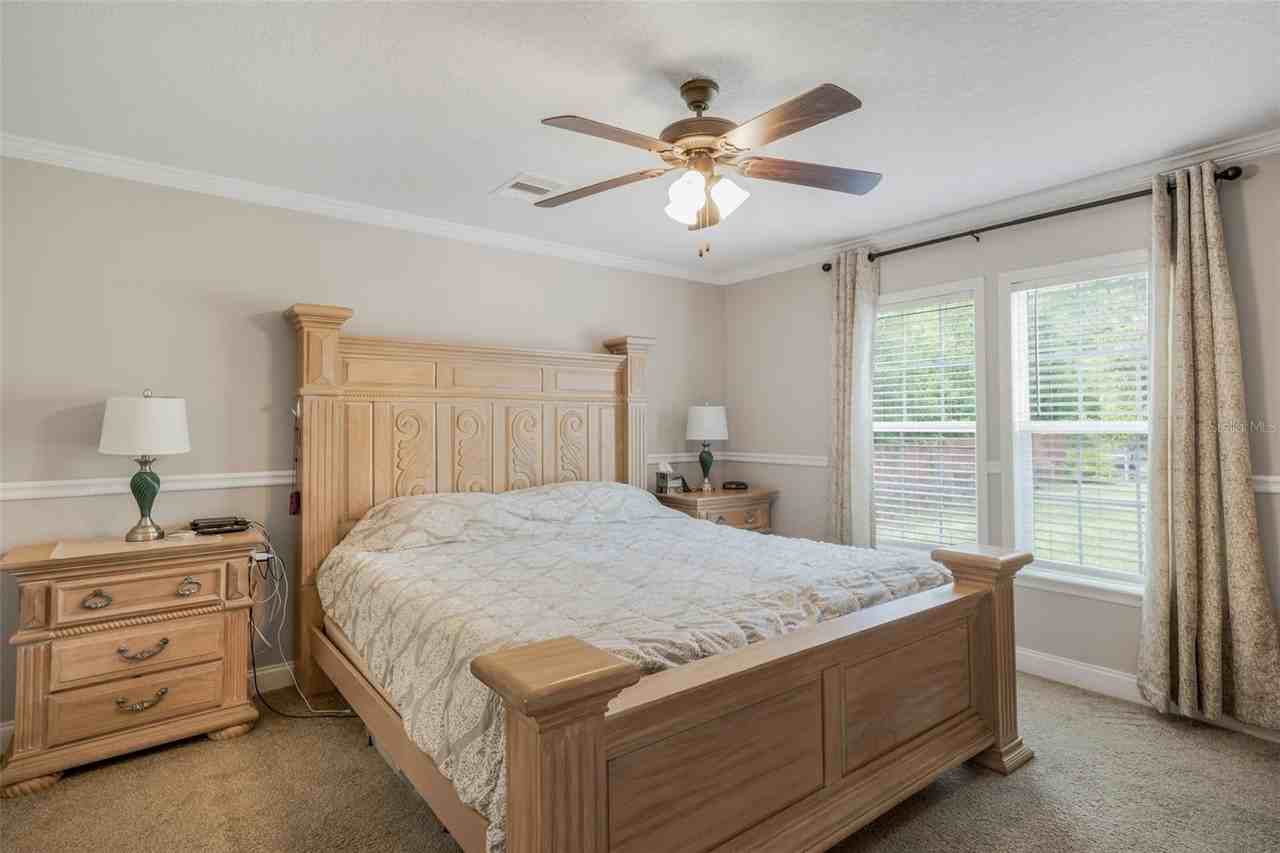 15691 Ne 46th St - Photo 5 of 13