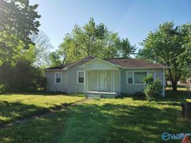 300 Beirne Ave Ne - Photo 1 of 1