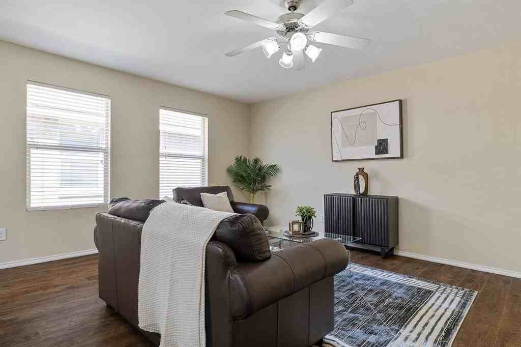 5016 Pacific Way Dr - Photo 5 of 24