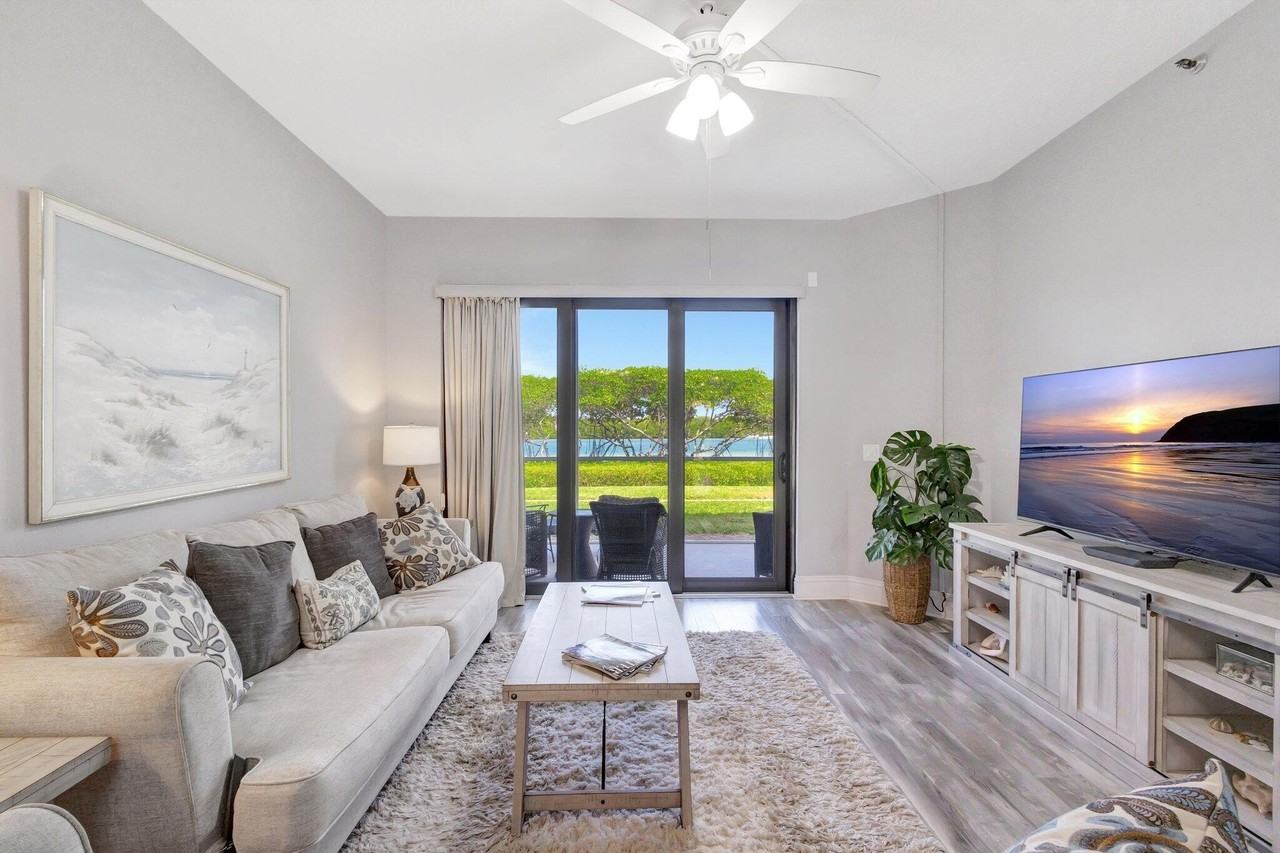 200 Waterway Rd #109 - Photo 6 of 43