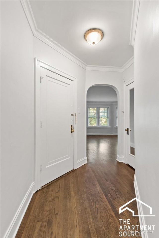 5430 N Campbell Ave #3N - Photo 3 of 10