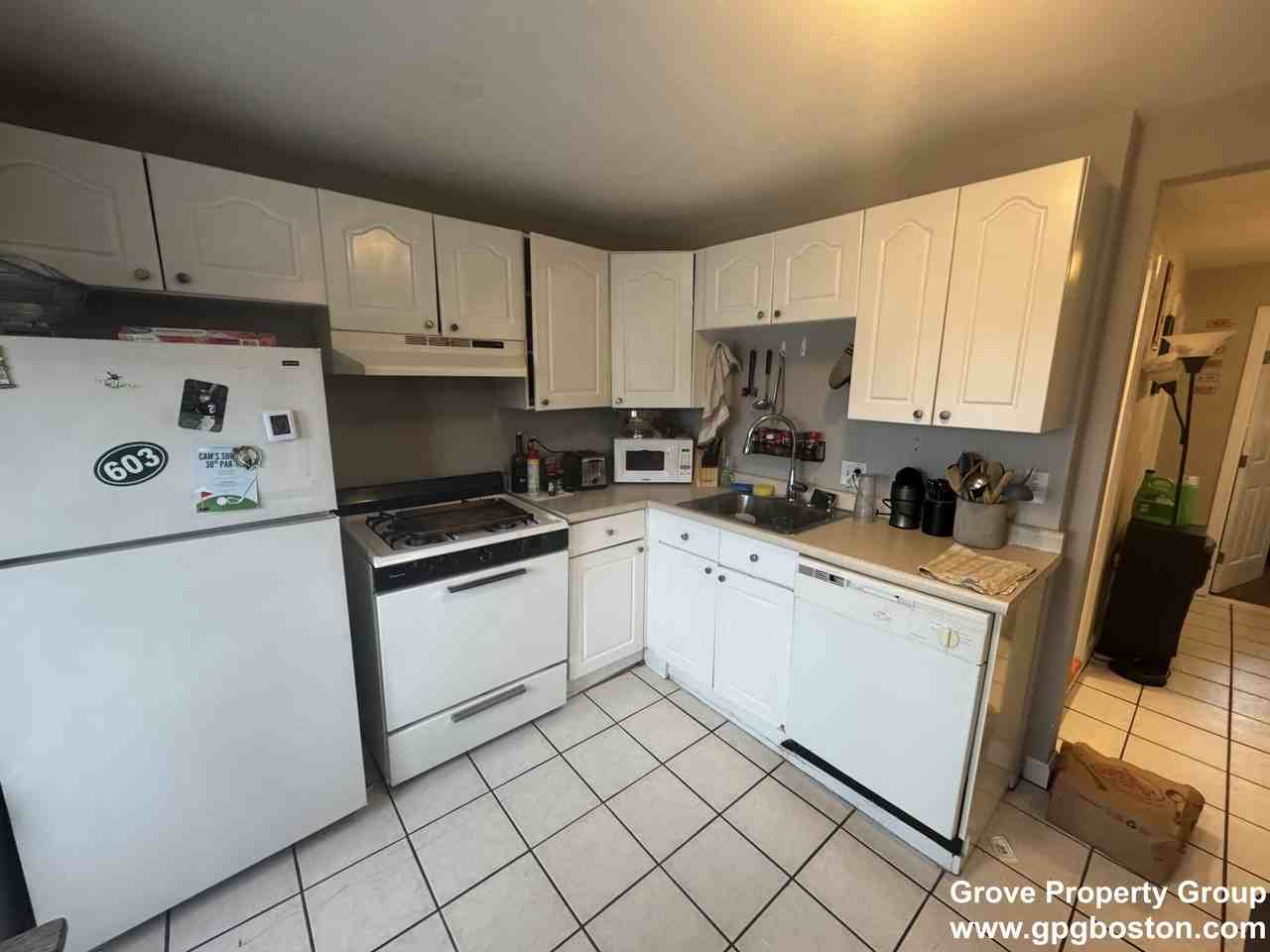 185 H St #3 - Photo 3 of 12