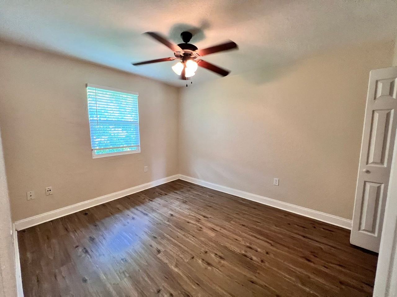 4170 Barna Ave - Photo 7 of 11