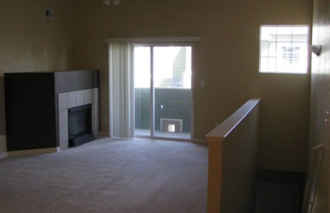 6825 19th St #5 - Photo 5 of 10