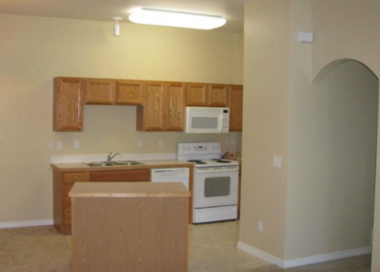 6825 19th St #5 - Photo 2 of 10