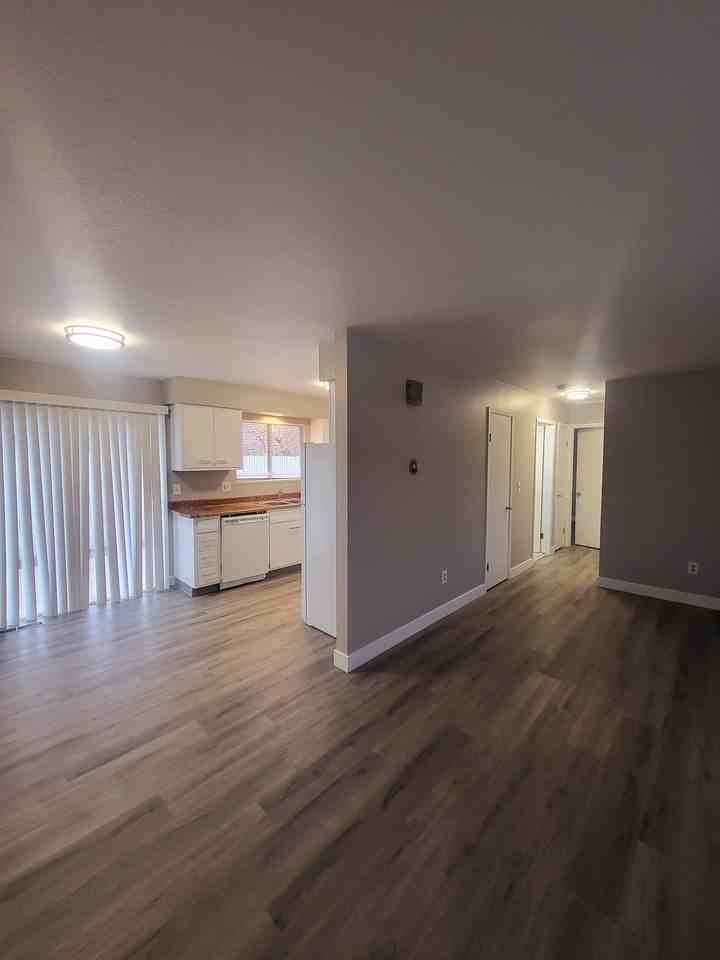 Rustic Woods - Photo 4 of 22