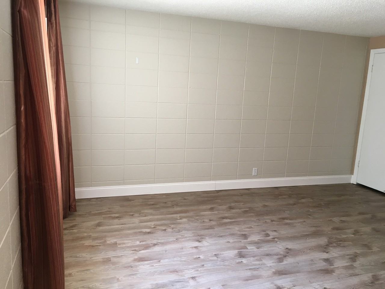 838 S Curtis Rd - Photo 2 of 13