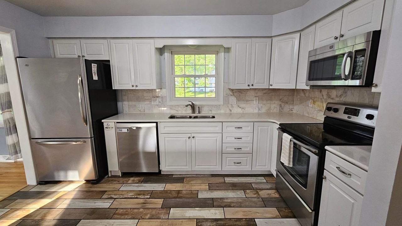 6115 Christman Dr - Photo 3 of 18