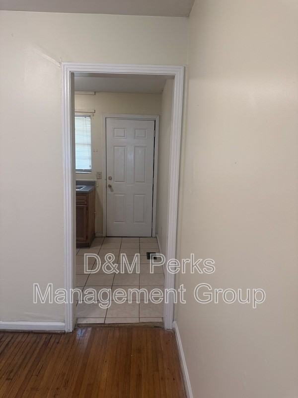 8125 2nd Avenue South #B - Photo 3 of 8