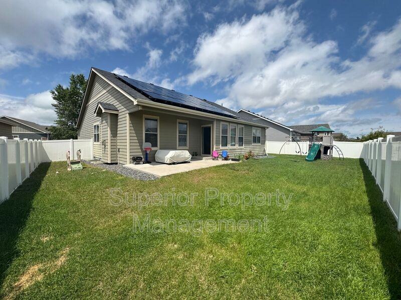 6515 Laramie St - Photo 3 of 20