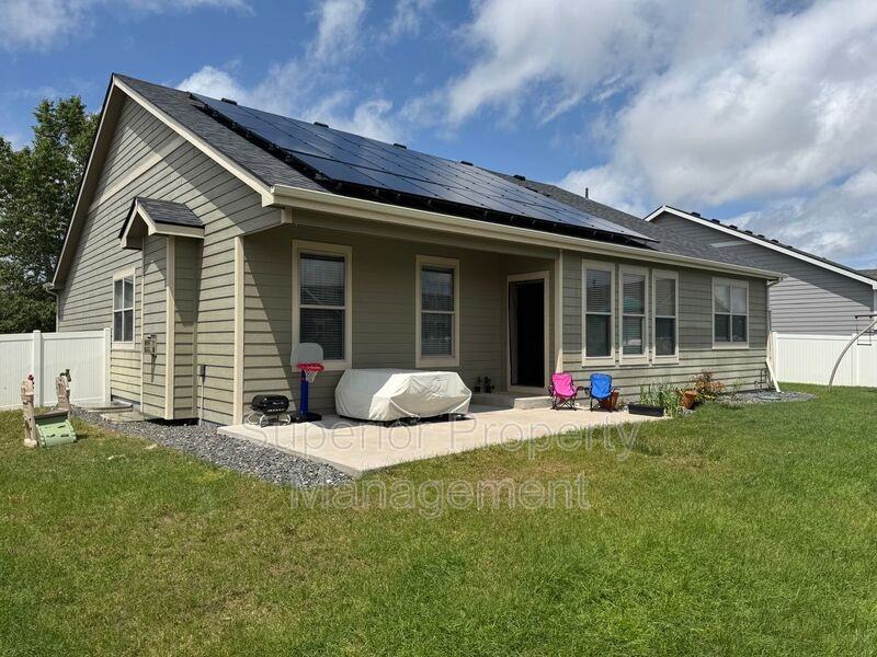 6515 Laramie St - Photo 4 of 20