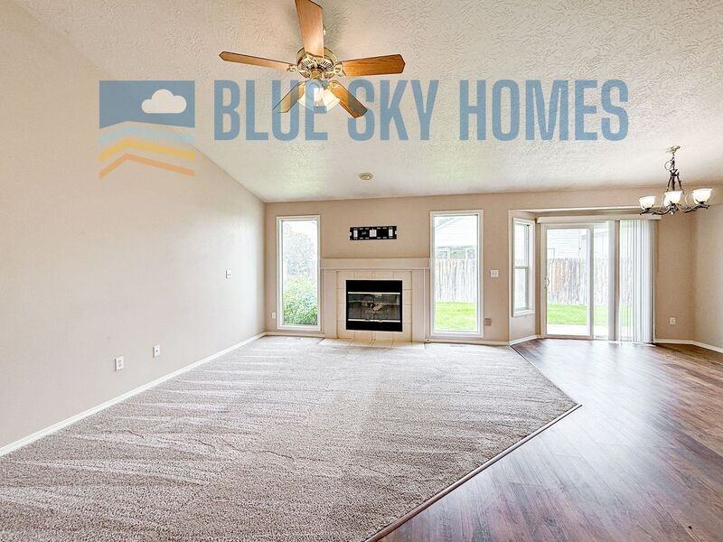 7530 N Matlock Ave - Photo 4 of 20