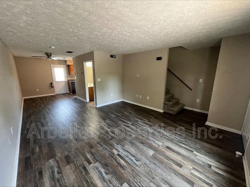 2637 Highwayw #20 - Photo 3 of 12
