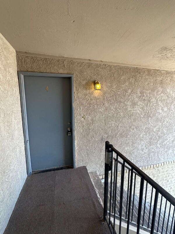 10660 W Concordia Dr #4 - Photo 2 of 15