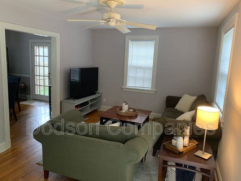 4610 Augusta Ave - Photo 2 of 9