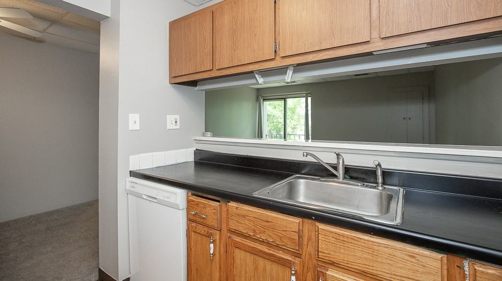 38285 North Ln #L202 - Photo 2 of 16