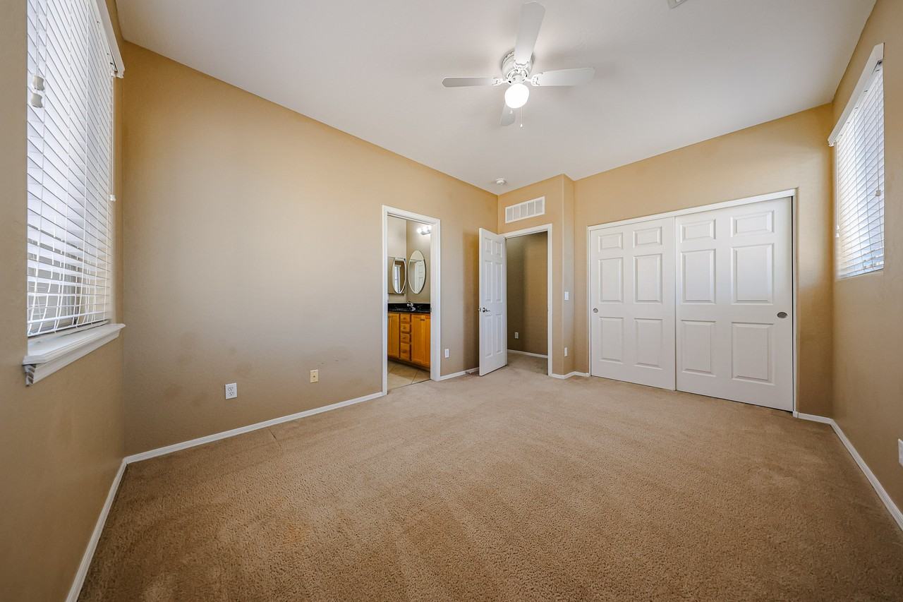 8969 W State Ave - Photo 5 of 35