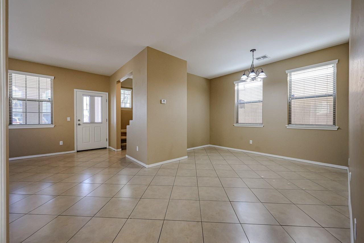 8969 W State Ave - Photo 7 of 34