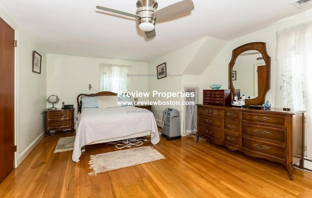 Bellamy St #2 - Photo 4 of 16