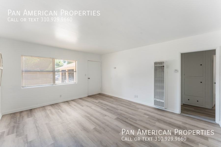 540 W. D St. (K07) - Photo 4 of 15