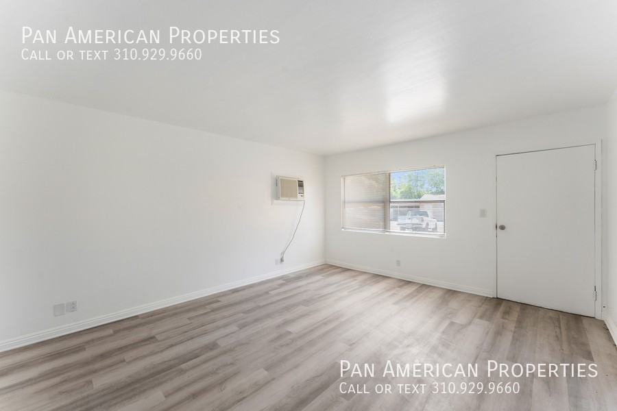 540 W. D St. (K07) - Photo 6 of 15