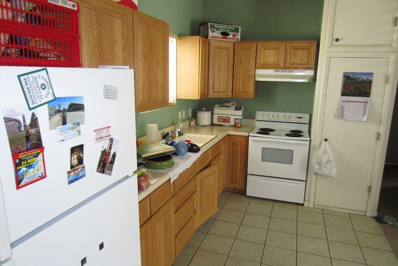 2502 N Main St #B - Photo 2 of 5