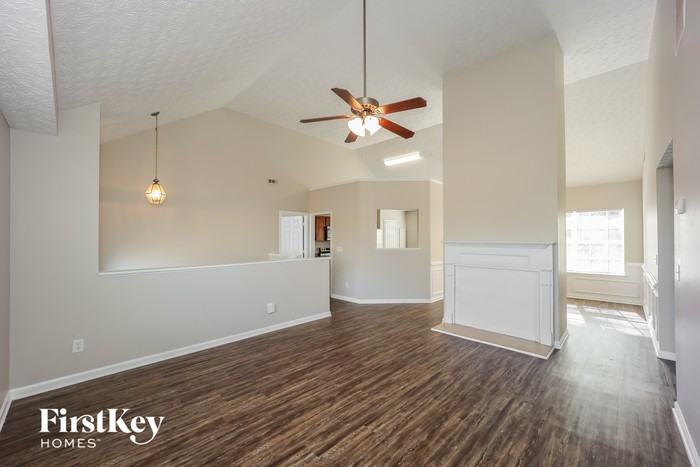 420 Ashley Trl - Photo 3 of 15