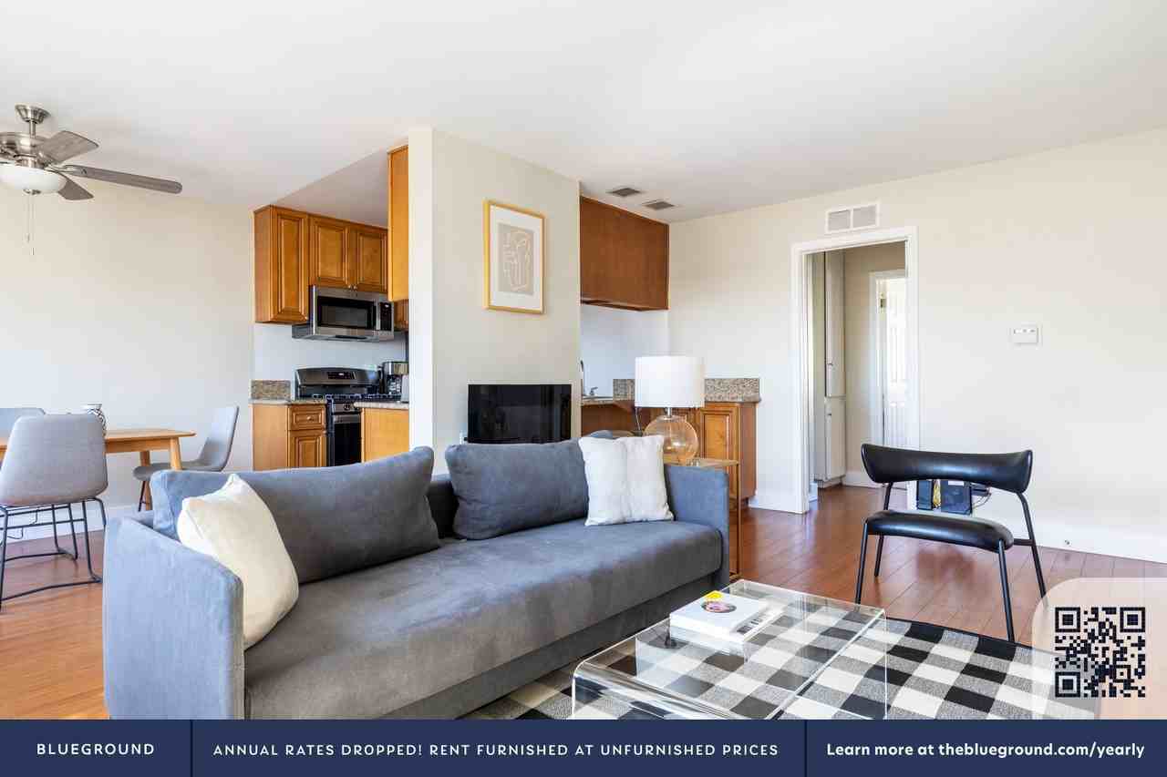 12610 Braddock Dr #468 - Photo 4 of 32