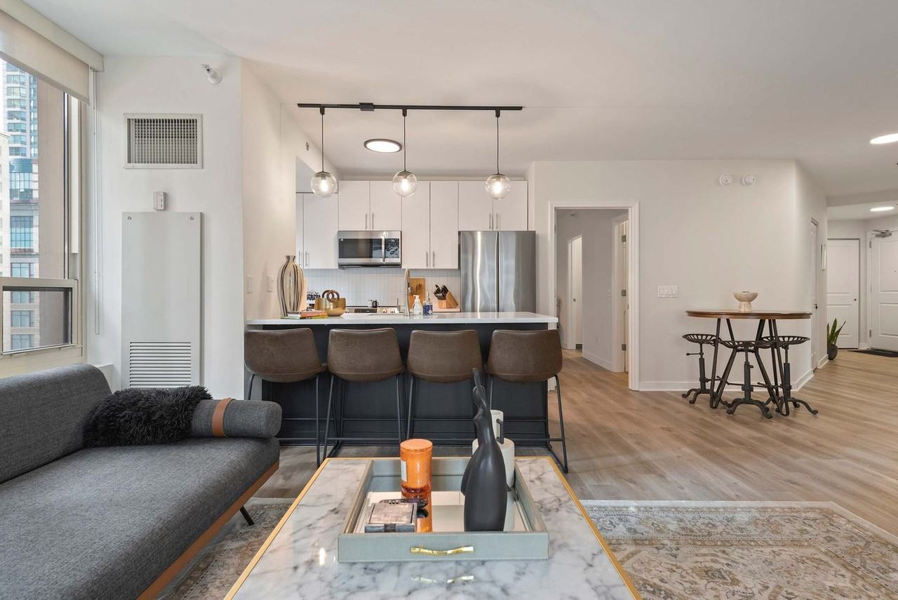 45 East Chicago Avenue - Photo 6 of 50