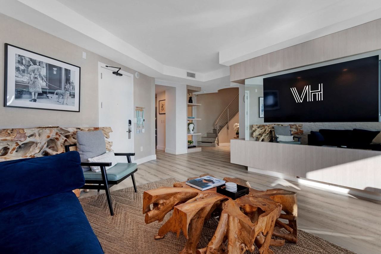 1395 Brickell Avenue - Photo 2 of 96