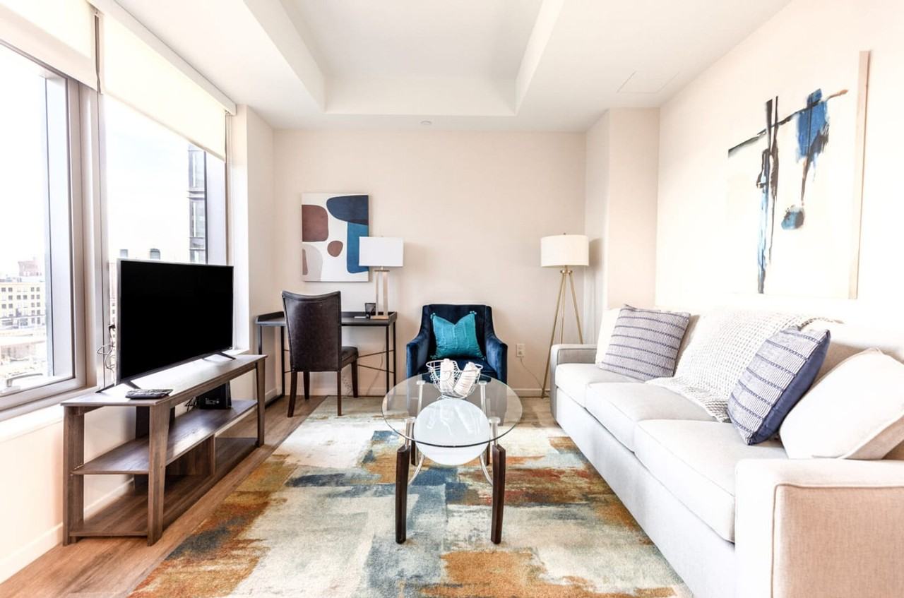 131 Seaport Blvd #1050357P - Photo 2 of 15