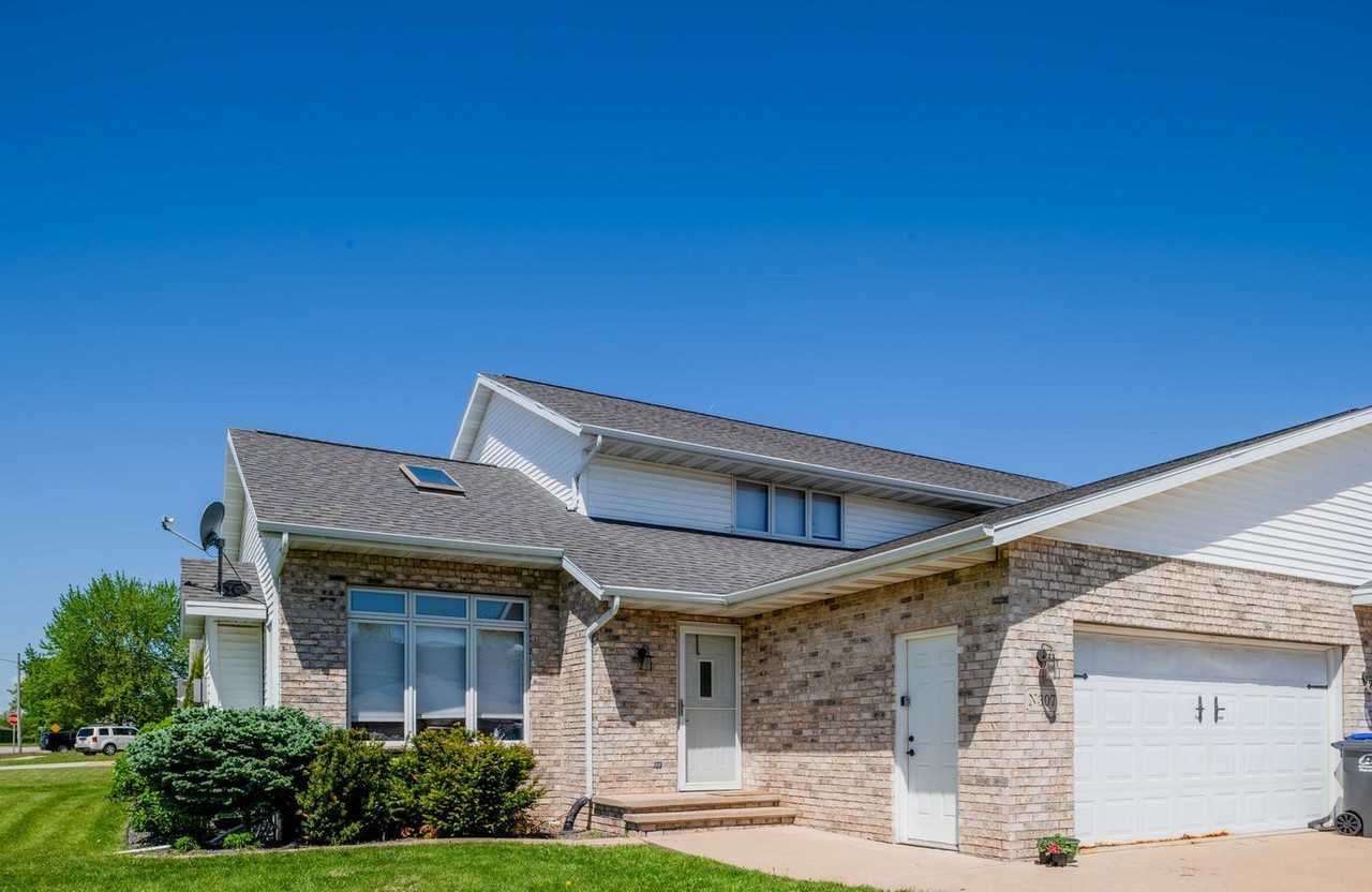 N307 Eastowne Ct #1061648P - Photo 4 of 14