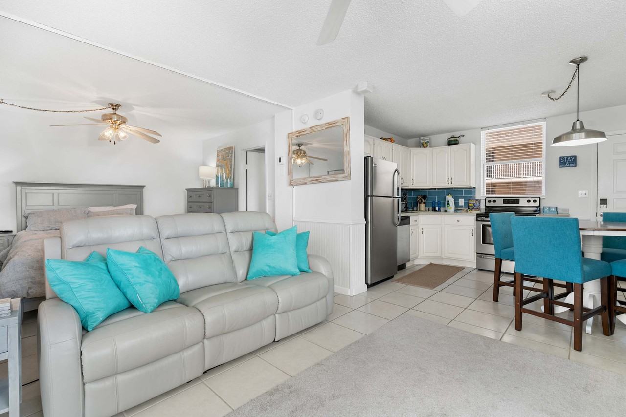 5500 Bonita Beach Road Southwest - Photo 3 of 28