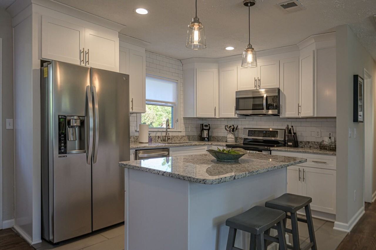 941 Pine Mnr #1234809P - Photo 7 of 34