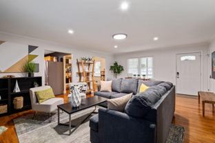 306 Jason Ct - Photo 1 of 1