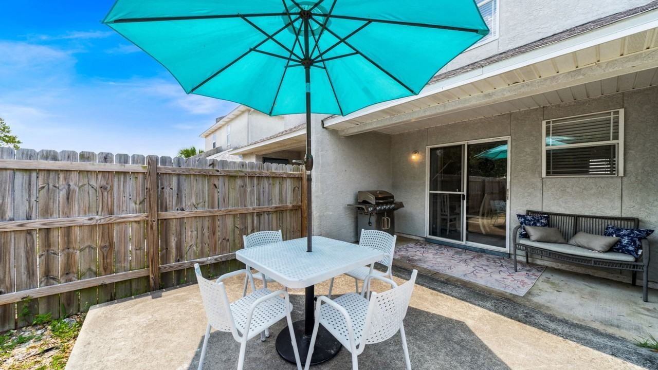 5726 Beach Dr #1238434P - Photo 7 of 33