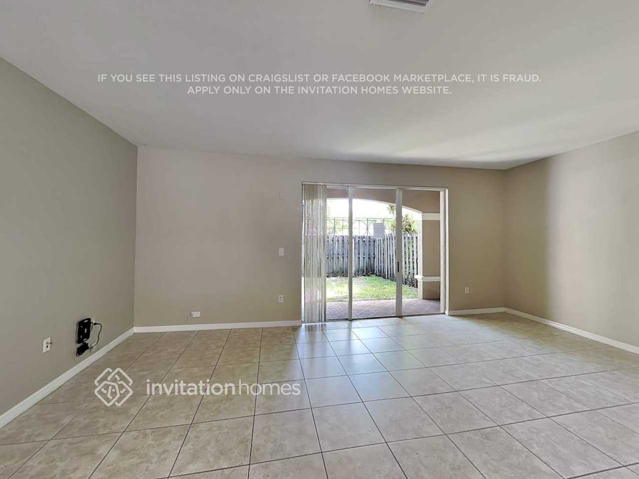 15305 Sw 88th Ter - Photo 4 of 19