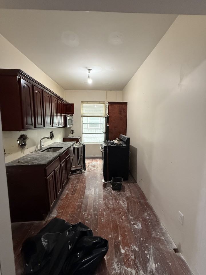 Ocean Avenue #2F - Photo 6 of 7