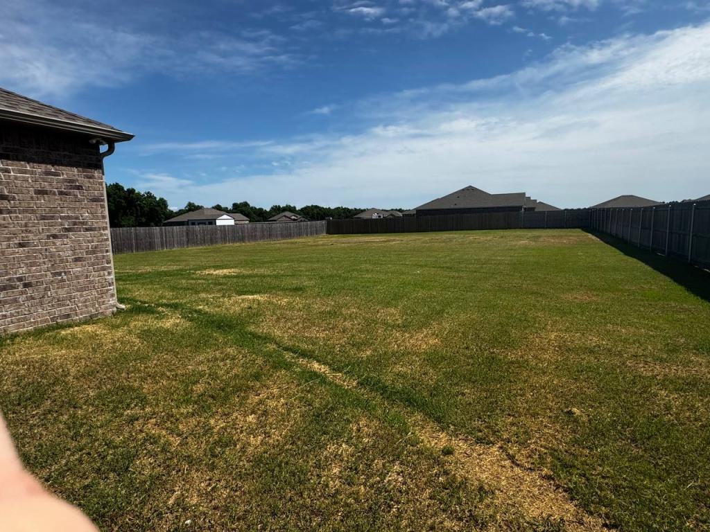 42161 Max Henry Dr - Photo 4 of 4