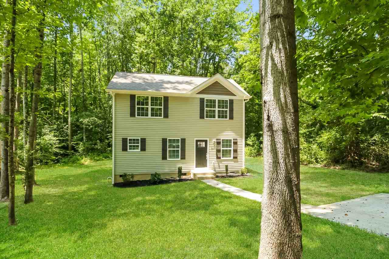 237 Vernon St - Photo 3 of 17