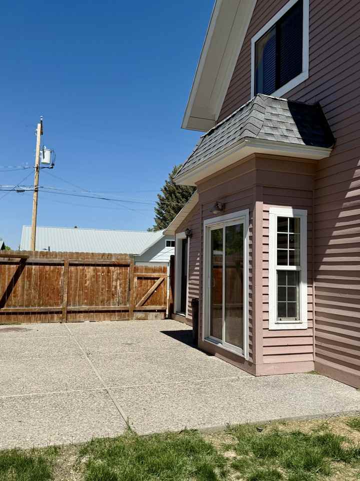 1013 E Glendale St - Photo 2 of 18